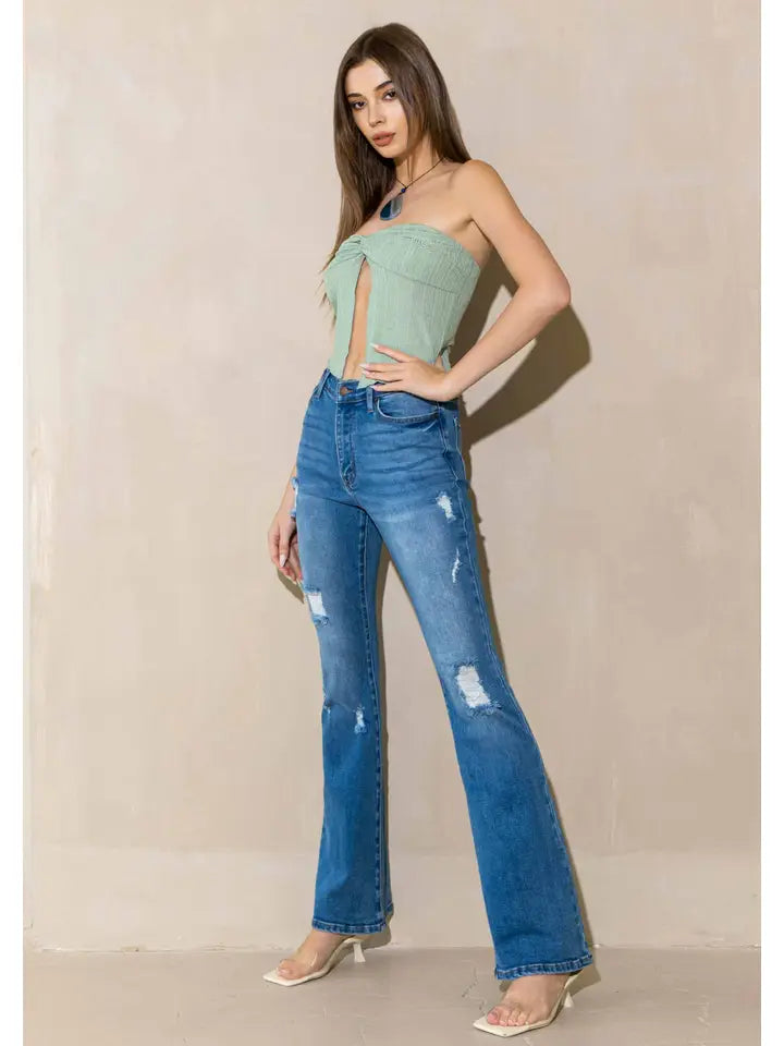 HIGH RISE STRETCHY DISTRESSED BOOTCUT JEANS | SIZES 7 ONLY