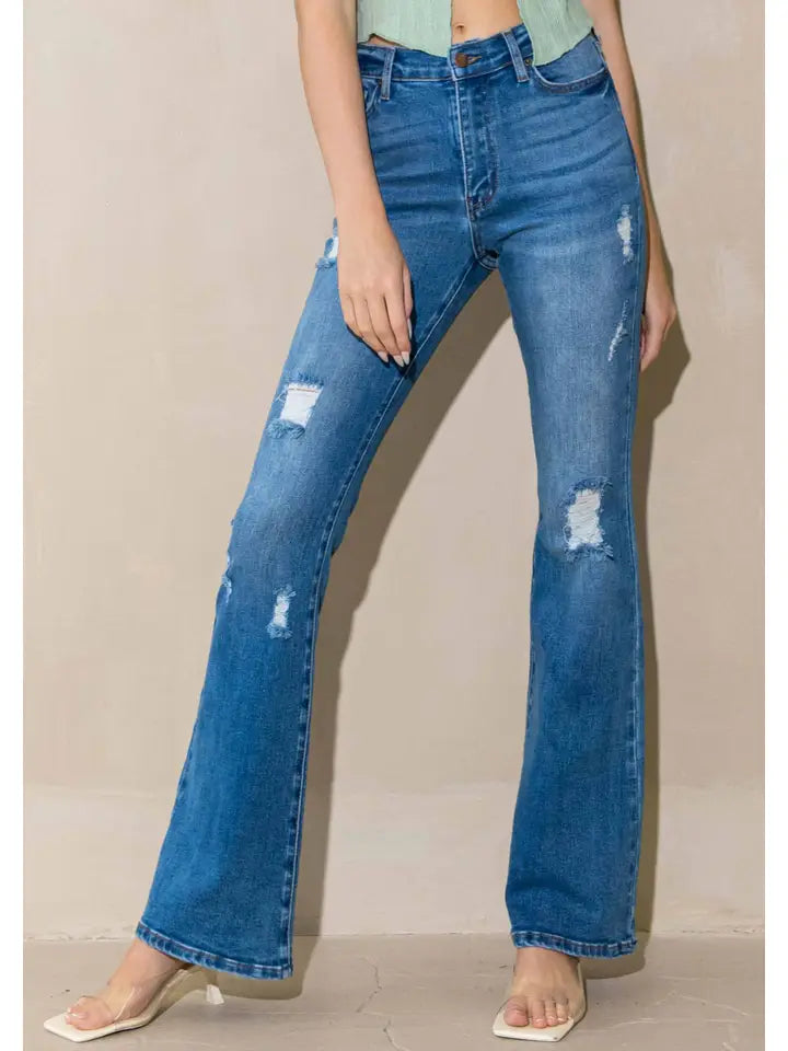 HIGH RISE STRETCHY DISTRESSED BOOTCUT JEANS | SIZES 7 ONLY
