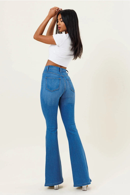 HIGH RISE SUPER FLATTERING FLARED JEANS | VIBRANT M.i.U. BRAND | Charlotte's Classy Closet