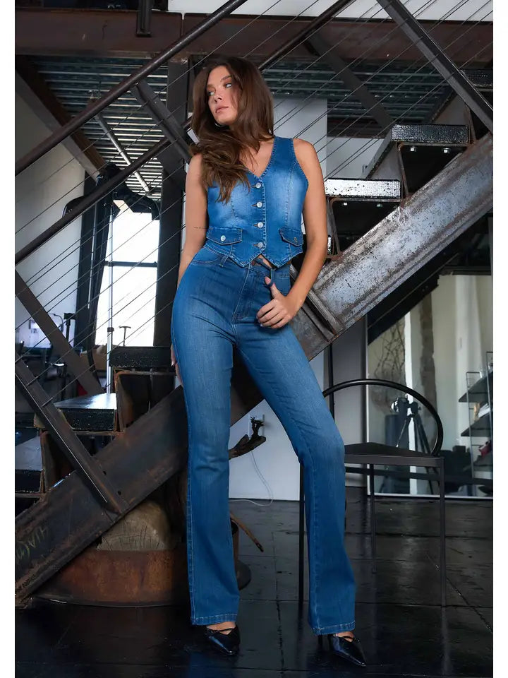 JEANS NEW ARRIVAL - High-Rise Stretchy Bootcut Jeans - Sizes 3 -15