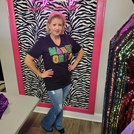 Top Mardi Gras - Mardi Gras Double Stacked Sequin Lettering on Black V-Neck Short Sleeve T-Shirt