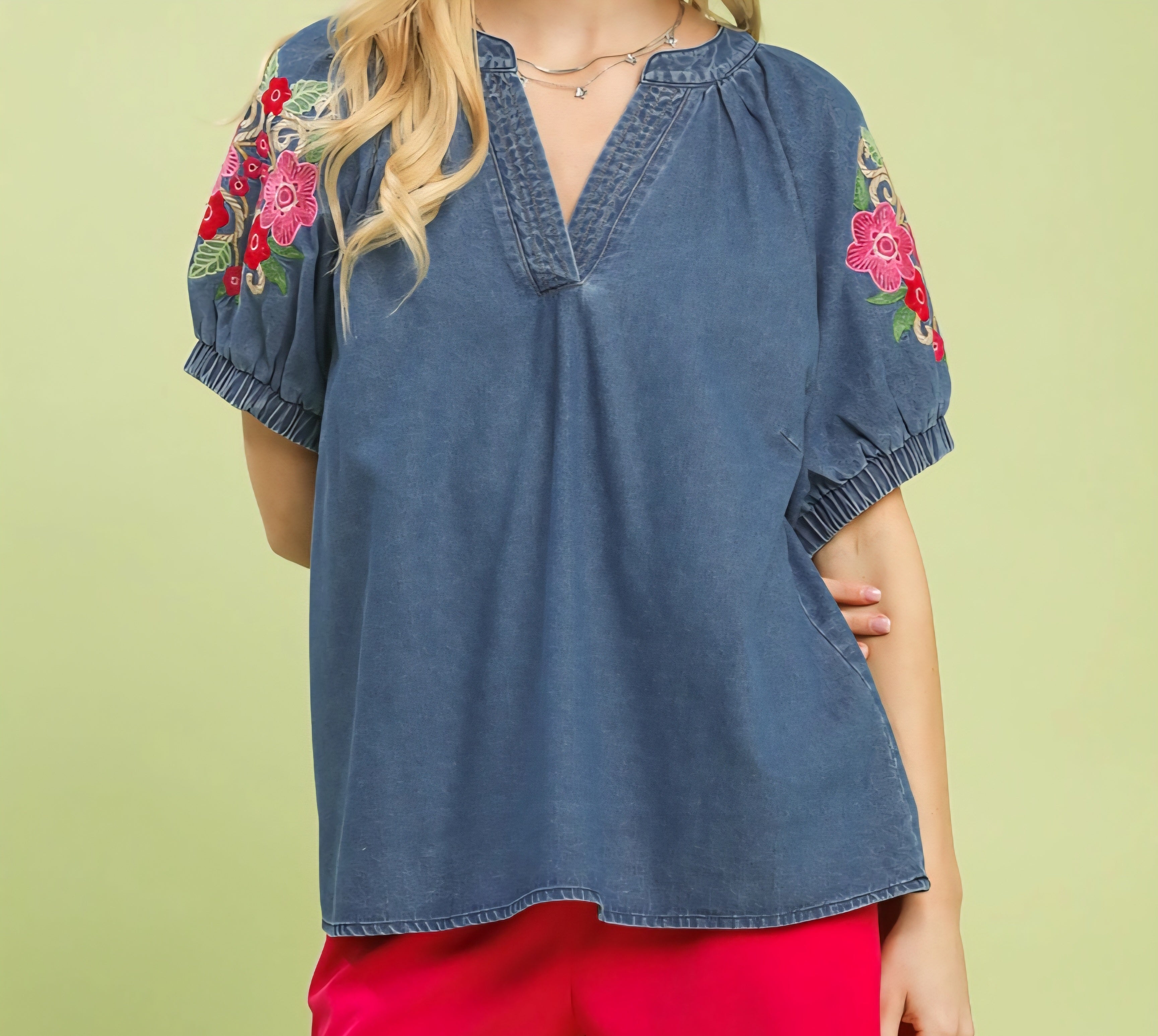 UMGEE BOHO DENIM PUFF FLORAL EMBROIDERED SLEEVE TOP