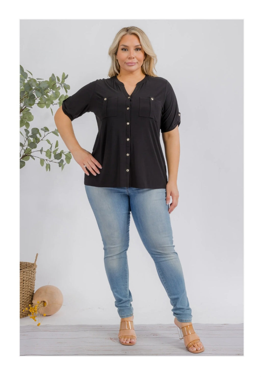 PLUS SIZE V-NECK BAND COLLAR BUTTON UP 2 POCKET BLACK TOP
