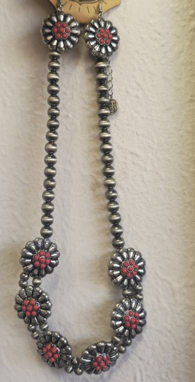 Red Stone Flower Squash Blossom Necklace Set
