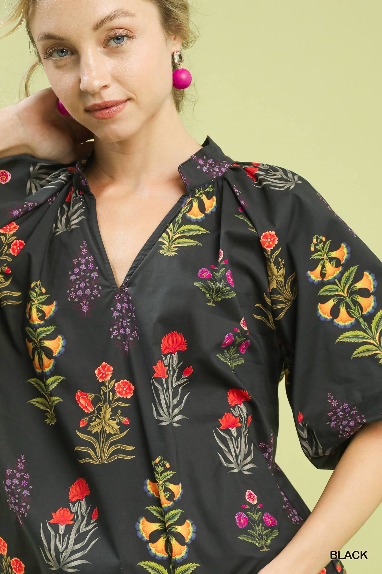 Umgee Floral Print Puff Sleeve Black Top | Scalloped Hem & Collar