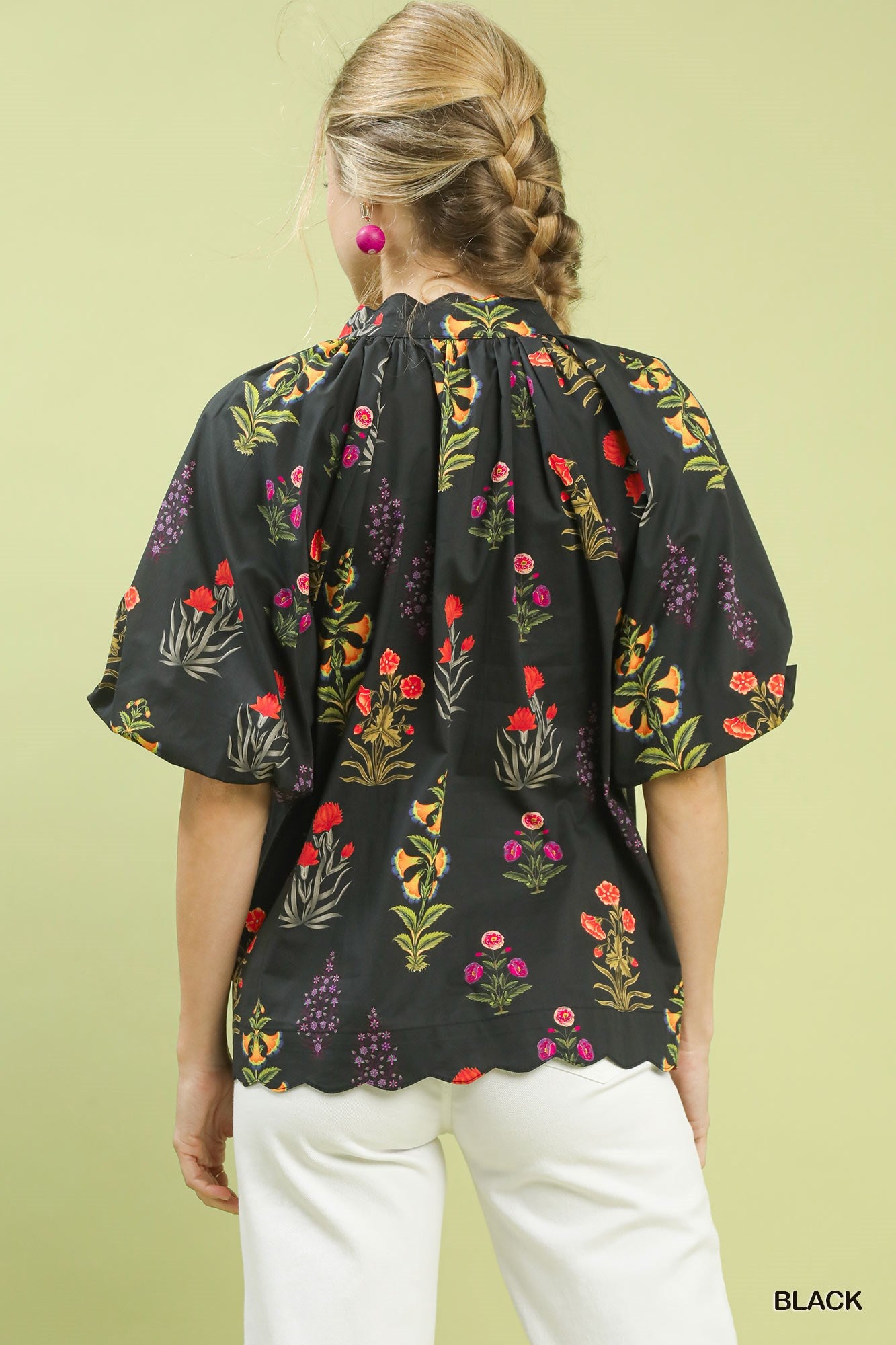 Umgee Floral Print Puff Sleeve Black Top | Scalloped Hem & Collar